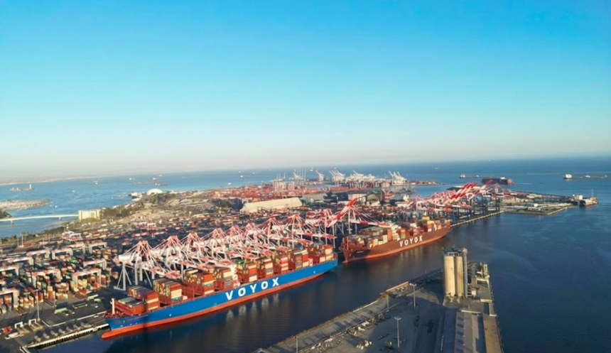 VOYOX shipping containers